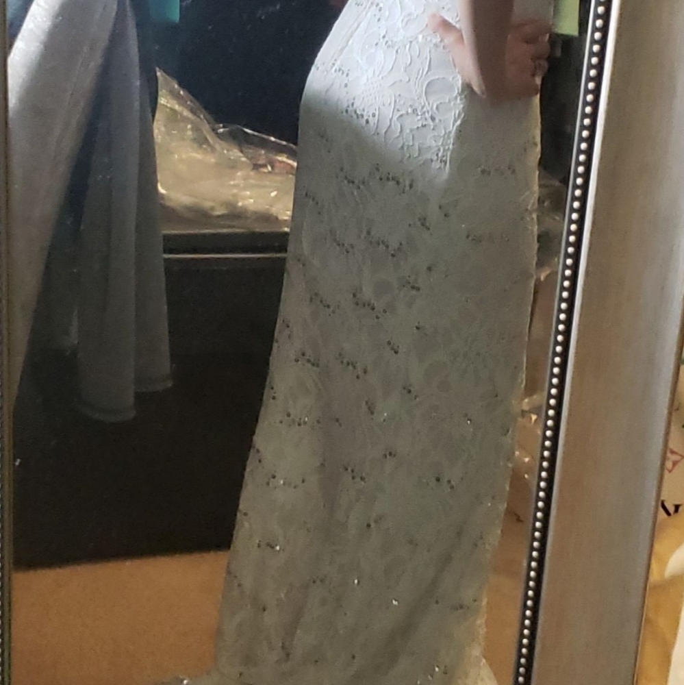 LACE PROM/BRIDAL DRESS - Picture 2 of 12